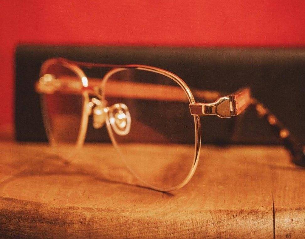 Old-School Cool: Vintage Eyeglasses Trends and Styles Revisited