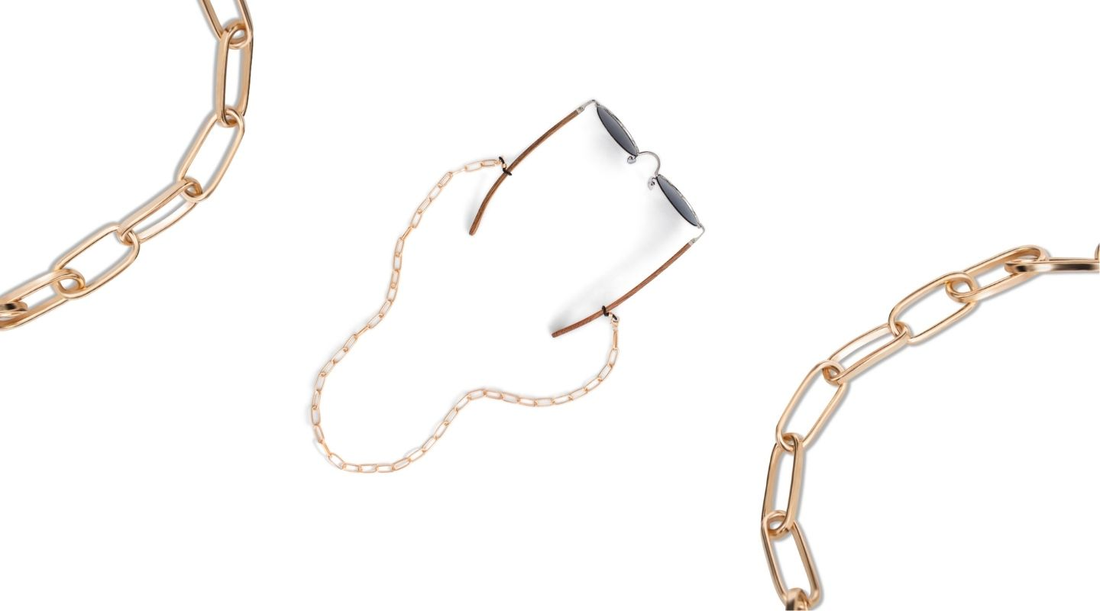 Wie trägt man eine Brillenkette? Trendy Brillen-Ketten Ideen