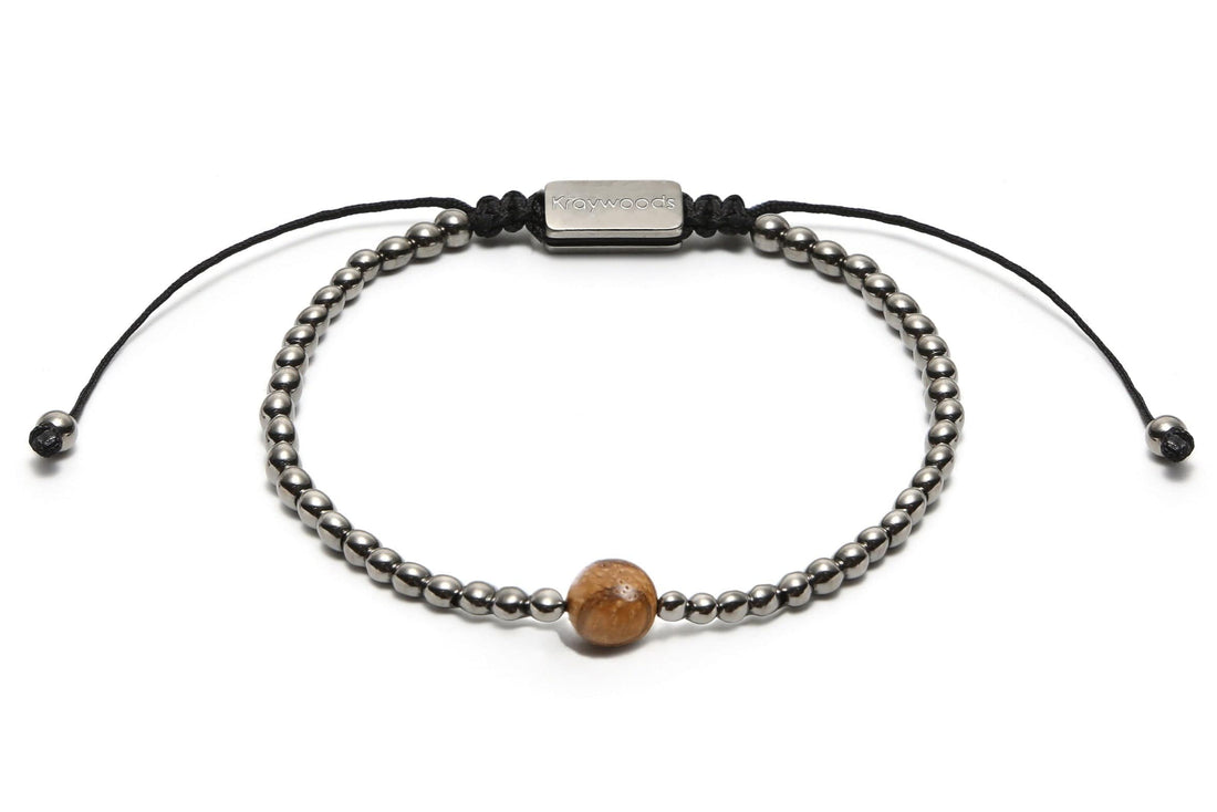 Gunmetal Macrame Armband