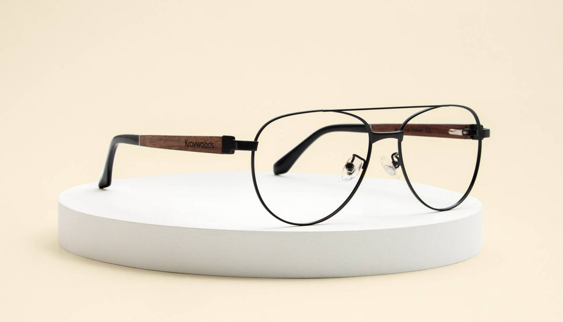 13 Best Spring Hinge Glasses To Ensure Flawless Fit
