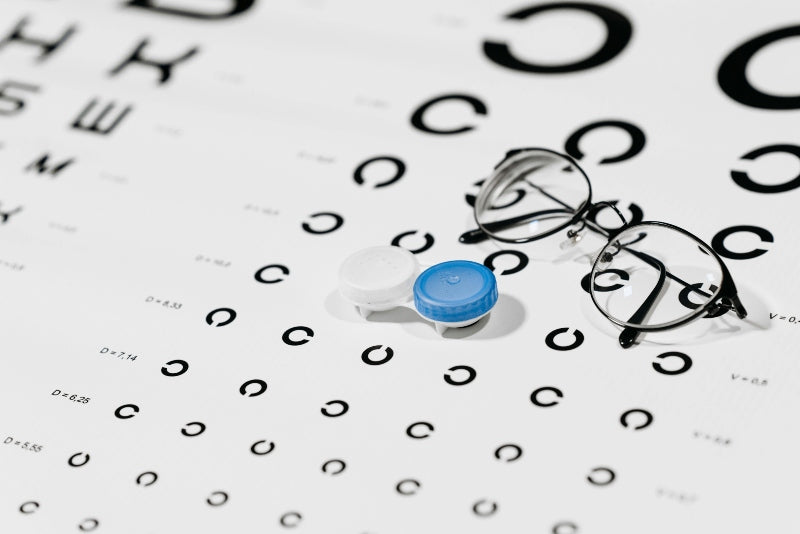 Contacts vs. Glasses: Pros, Cons, and How to Choose What’s Best