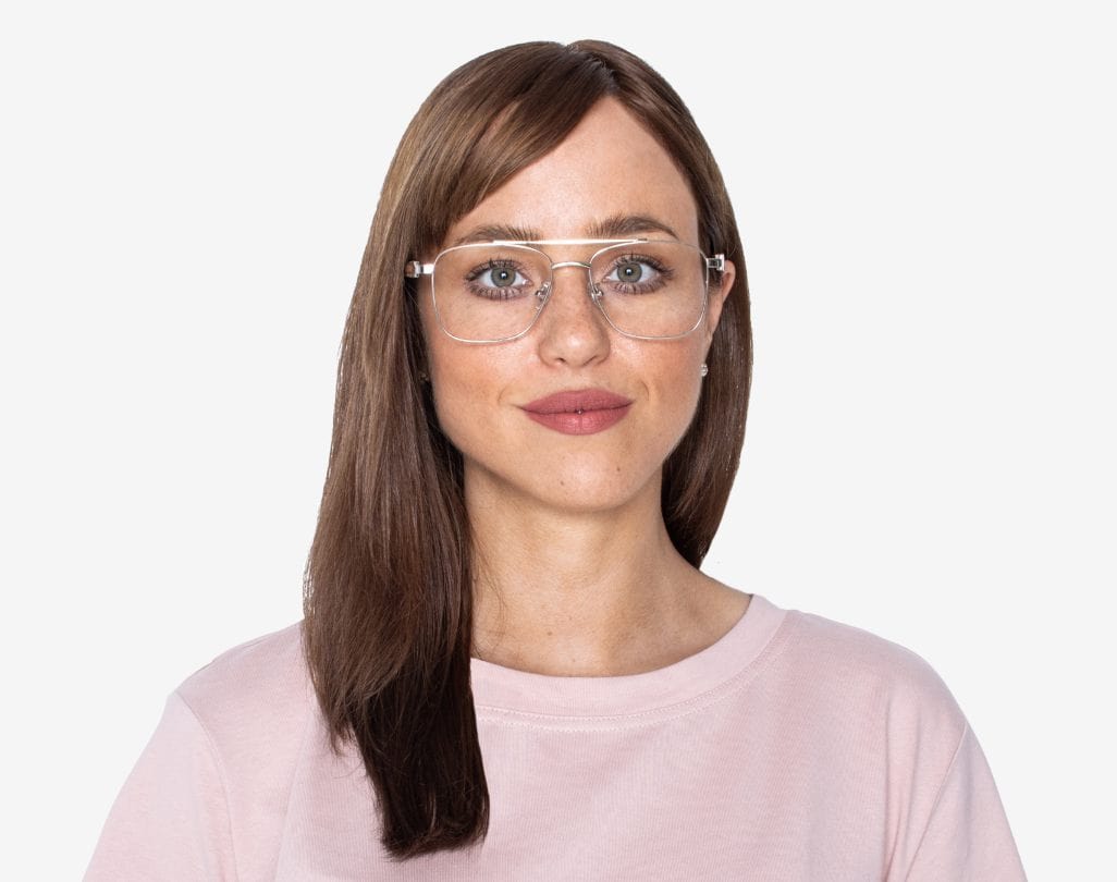 Femme portant Drive Silver - Lunettes carrées rétro en métal argenté