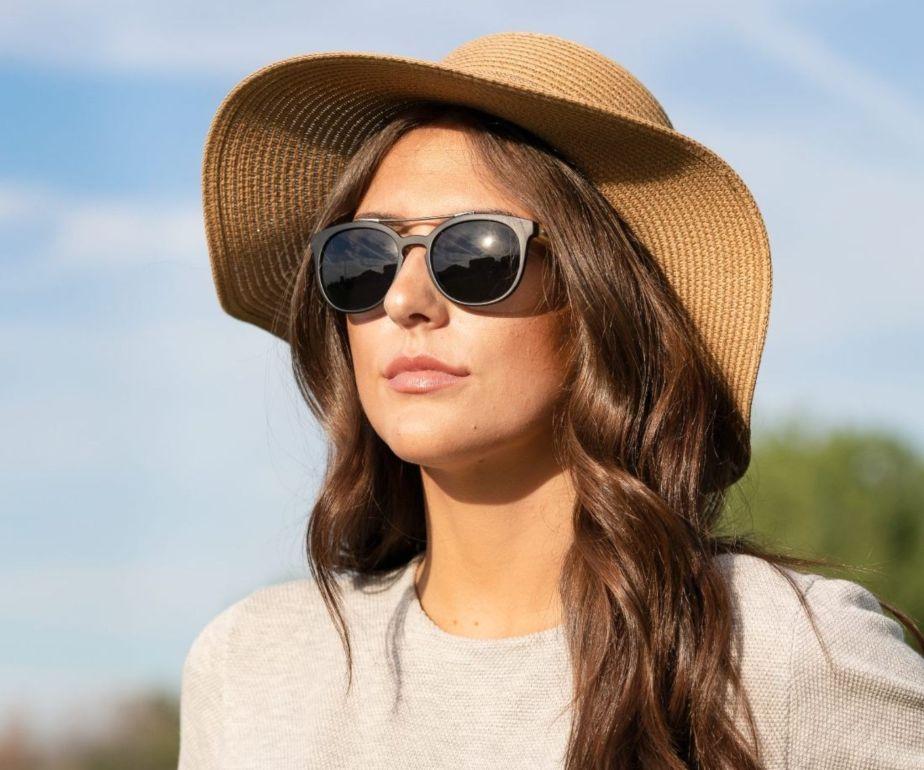Woman wearing Kraywoods Sienna, Dsquared Sunglasses with double-bridge Featuring Bamboo Arms and 100% UV Protection Lenses