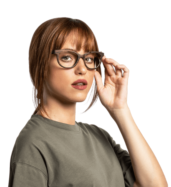 Modell mit Sonnenbrille