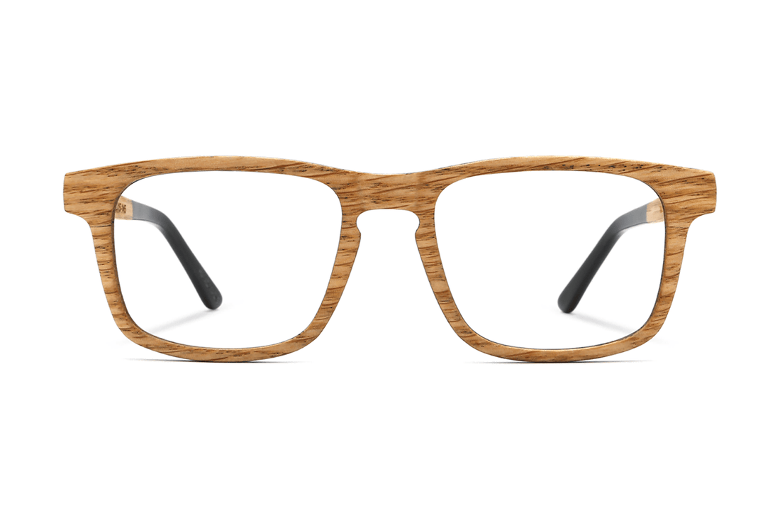 Gafas rubias atrevidas
