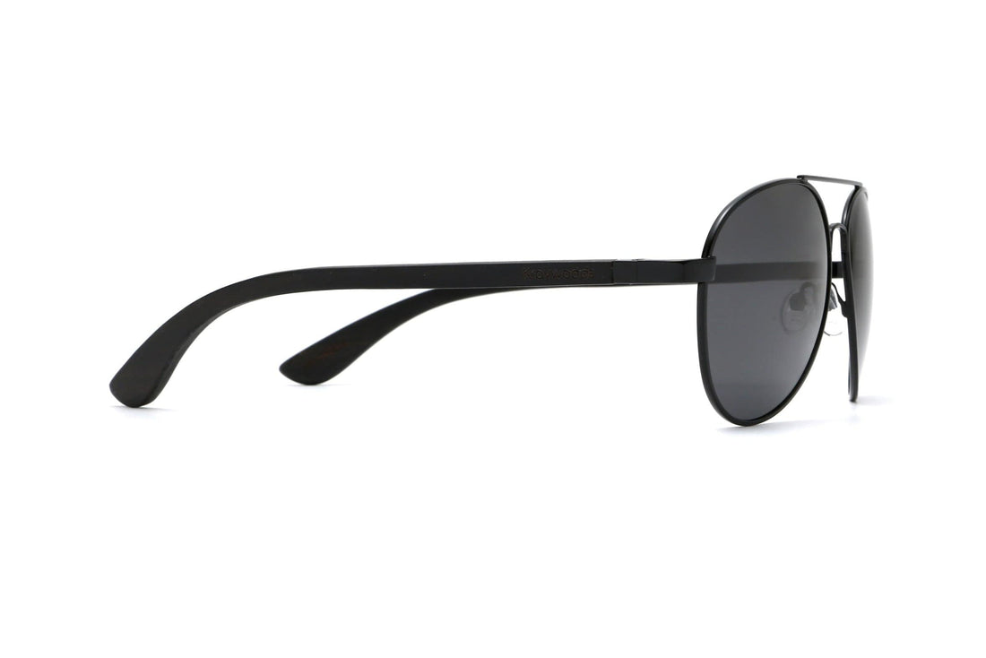 Leo, Gafas de sol de aviador negras con lente polarizada - Lado