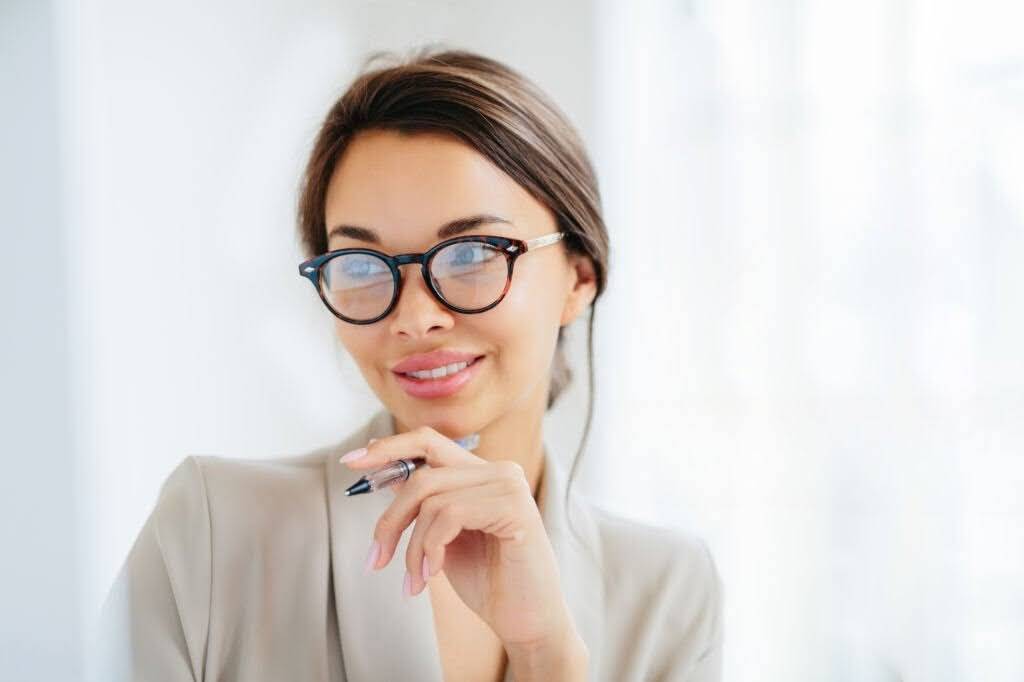 Le revêtement antireflet en vaut-il la peine ? Avantages du revêtement antireflet