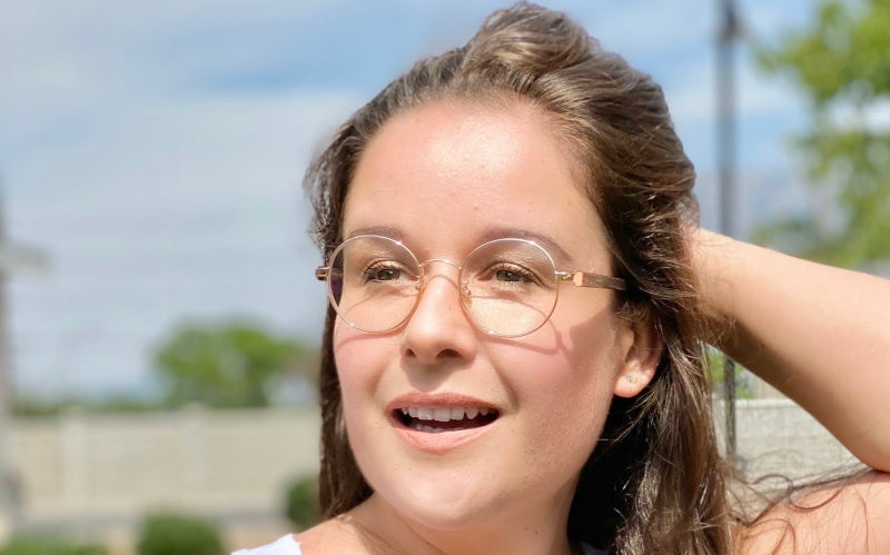 Lunettes minimalistes : Montures épurées et styles modernes pour 2025