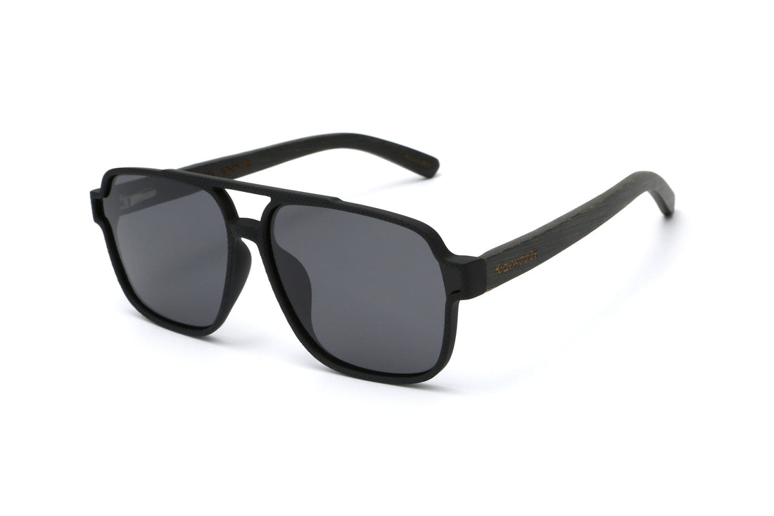 Cermin mata hitam Parker