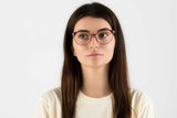 Wanita memakai Felicity Pink, Oval Pink Acetate Glasses